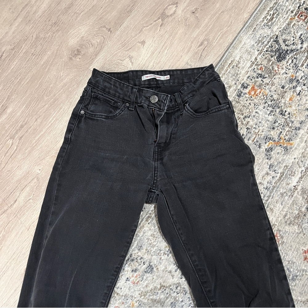 Levi’s 721 High Rise Skinny Jeans